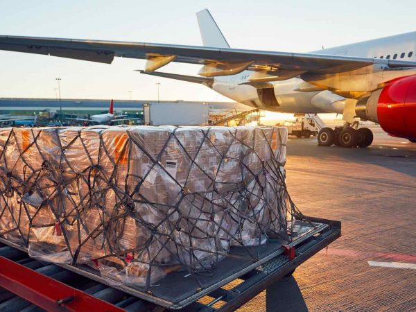 air-freight-loading-plane